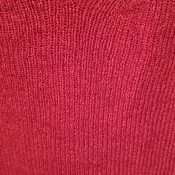 Top - Picture 3 of 4